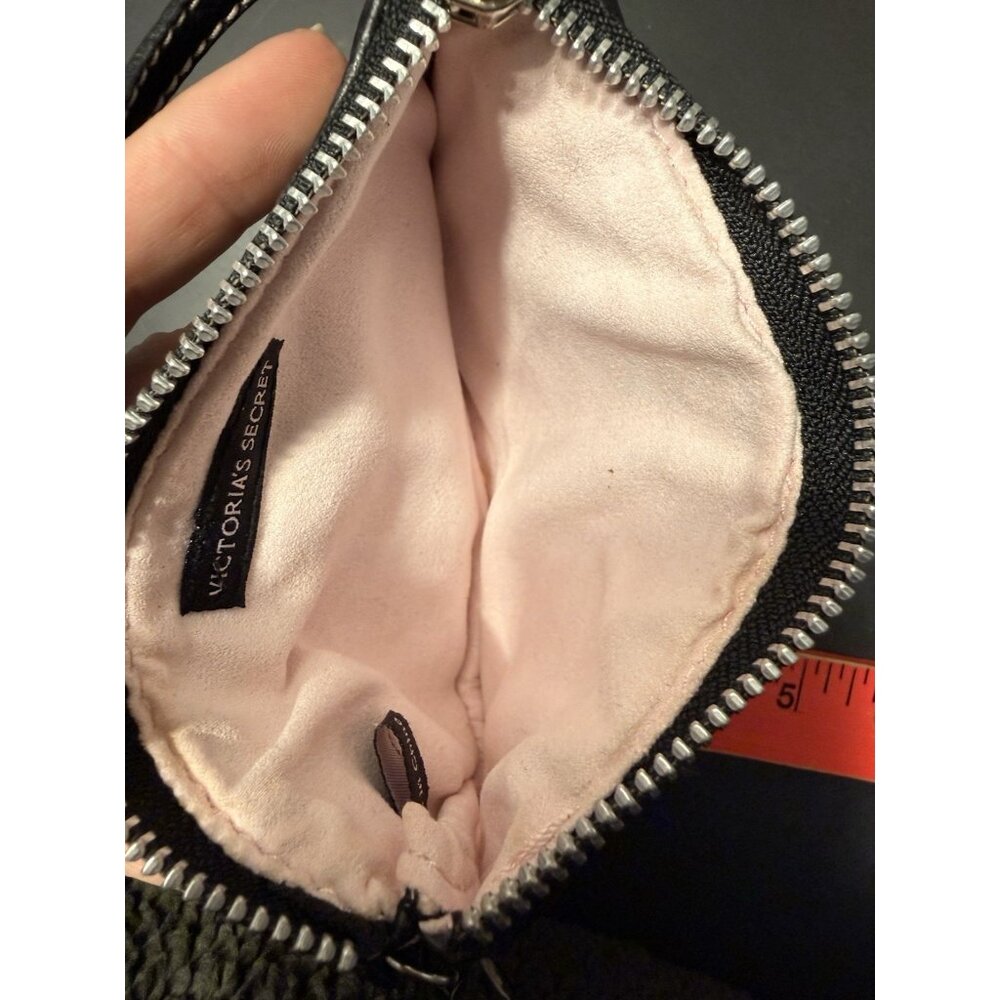 Y2K Style‎ Victoria’s Secret Small Black Clutch Purse w/Buckle Pink Stitching - Picture 4 of 6